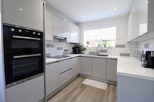 Kitchen- click for photo gallery